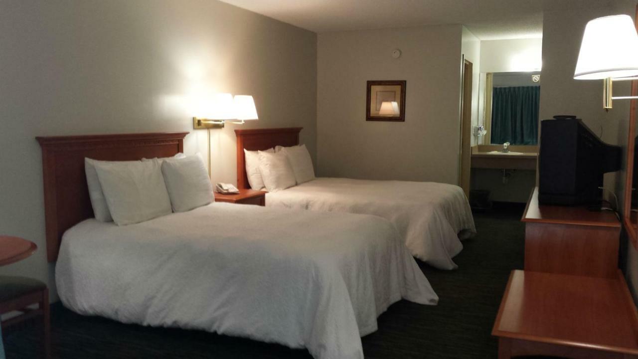 Atlantic Inn Мілсборо Екстер'єр фото